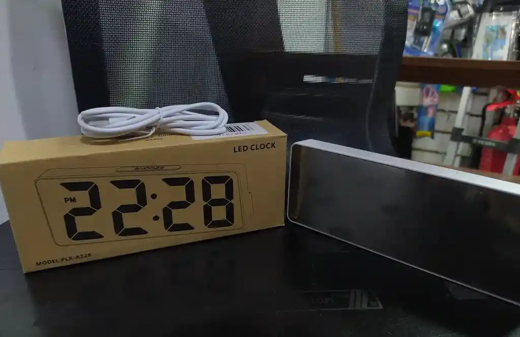 🕒 Reloj Digital Led Moderno - Modelo Plx-a228