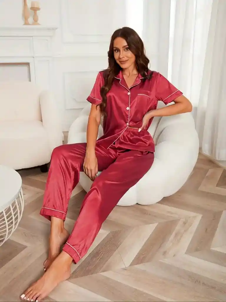 Pijama Dos Piezas En Satin Manga Corta Ribete En Contraste Talla M