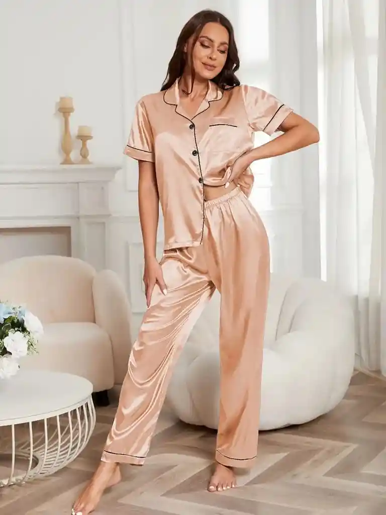 Pijama Dos Piezas En Satin Manga Corta Ribete En Contraste Talla M