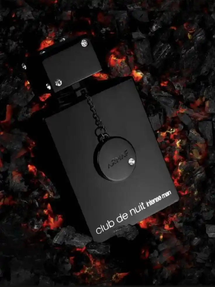 Club De Nuit Intense