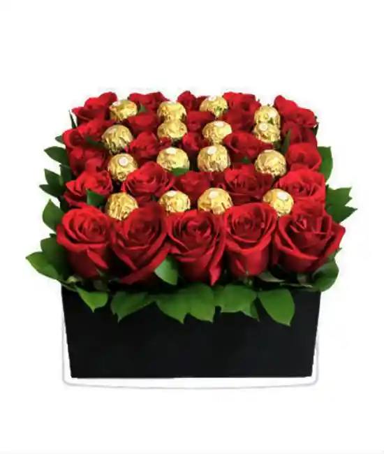 Rosas En Caja Y Chocolate