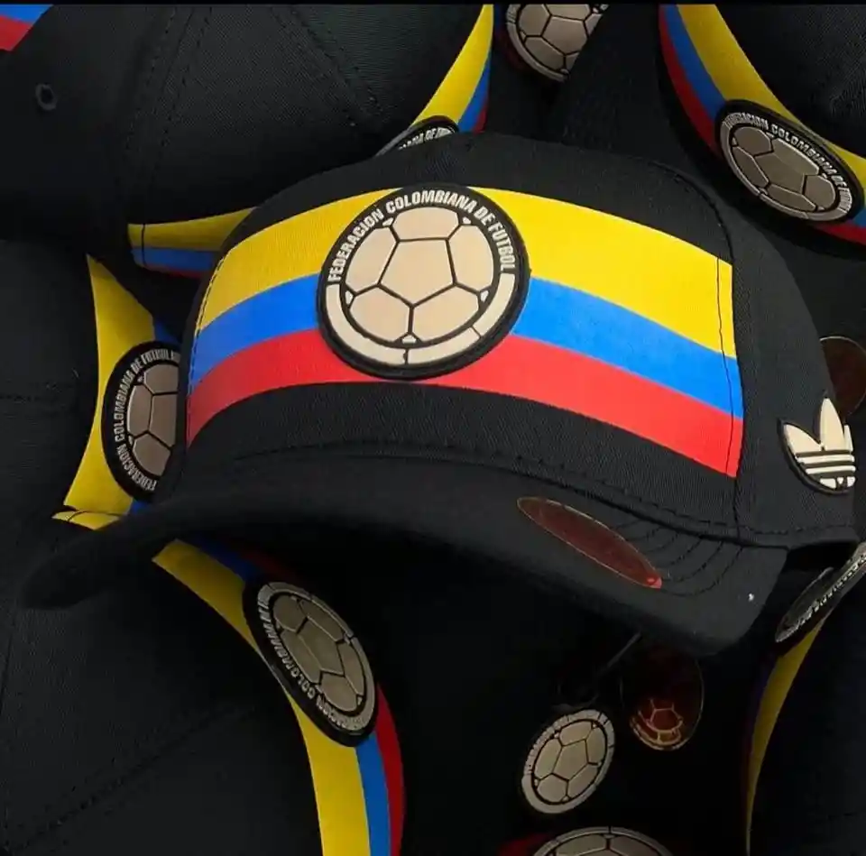 Gorra Selección Colombia Centenario Negra Adulto