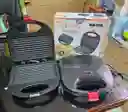 Sanduchera Parrilla Panini Antiadherente 750w