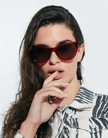 Lentes De Sol Con Estuche Rigido De Lona 002