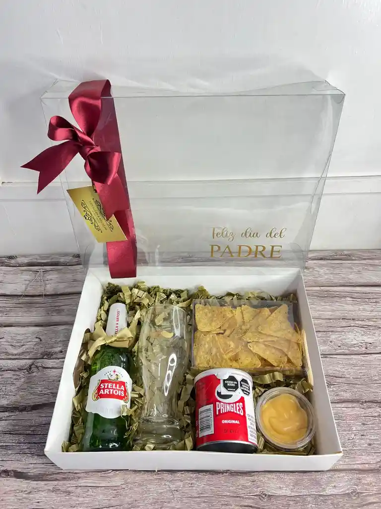 Bandeja Especial💙 Con Cerveza Stella, Vaso, Pringles, Cajita De Snacks Con Nachos Y Salsa De Queso
