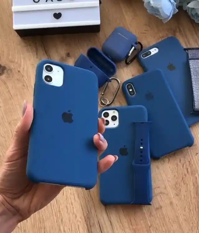 Silicone Case Iphone 16 - Azul Oscuro