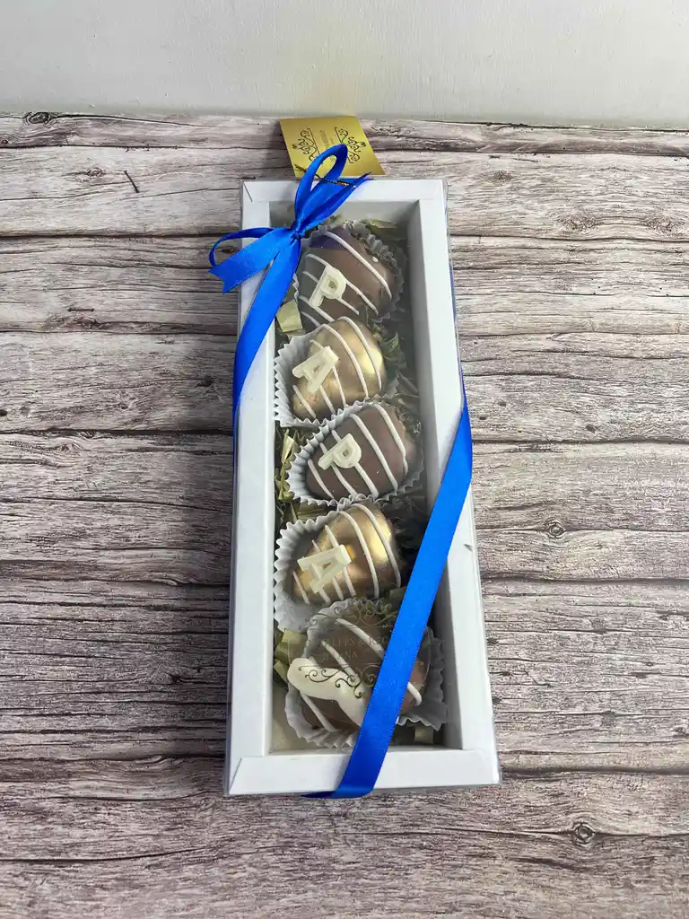 Caja Económica Con Fresas 🍓 Cubierta De Chocolate - Especial De Padres💙