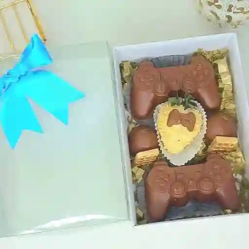 Controles De Chocolate Rellenos, Trufas Y Fresa Con Chocolate