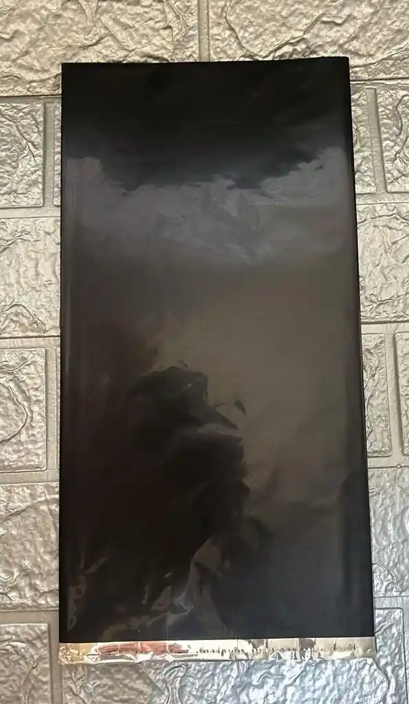 Mantel De Mesa Metalizado Negro Cumpleaños / Fiesta 1.37m X 1.83m