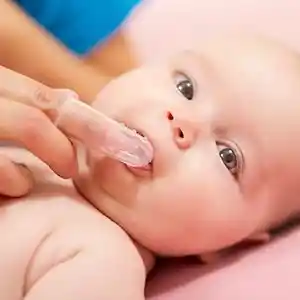 Kit Para Niña Rosado Higiene Manicure Cuidado Bebé Recién Nacido X11 Piezas Con Lima Eléctrica