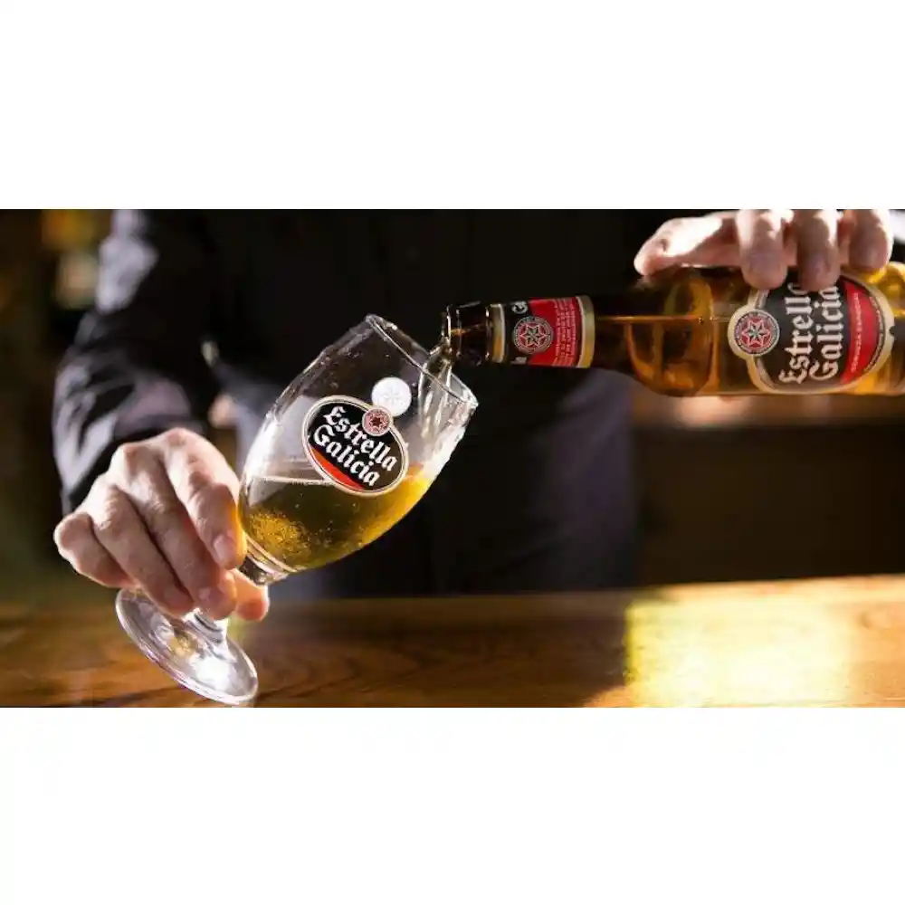 Estcuhe De Cerveza Española Estrella Galicia