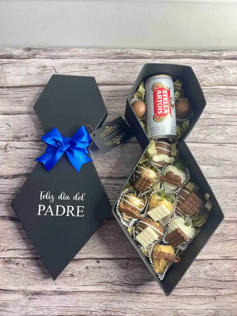 Caja De Lujo Corbata Con Cerveza En Lata Y Fresas Con Chocolate