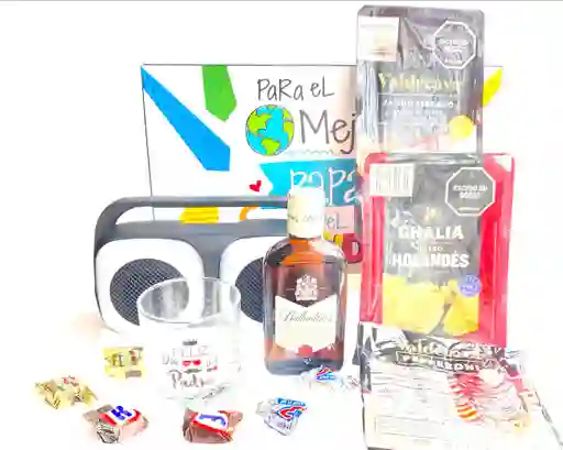 Regalo Especial Dia Del Padre Con Parlante Y Whisky Ballantines - Para El Mejor Papà Del Mundo Ref 19