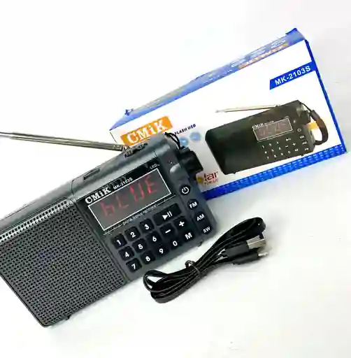 Radio Original Cmik 2109 Con Panel Solar Y Bluetooth