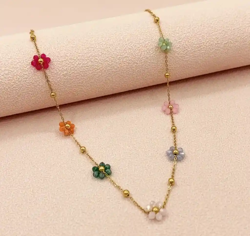 Cadena Flowers