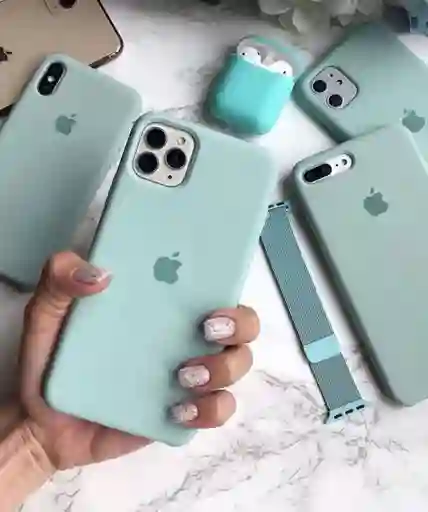 Silicone Case Iphone 15 - Menta