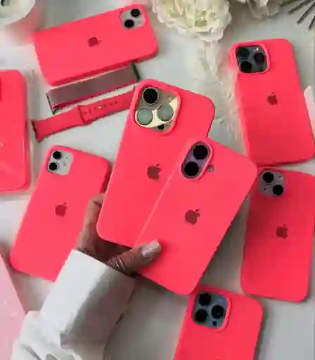 Silicone Case Iphone 15 - Salmon