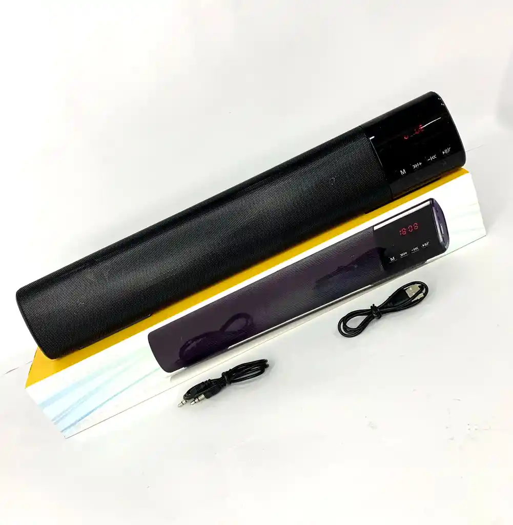 Barra De Sonido B28 Negra Con Bluetooth, Fm, Entrada Usb, Entrada Micro Sd Y Plug