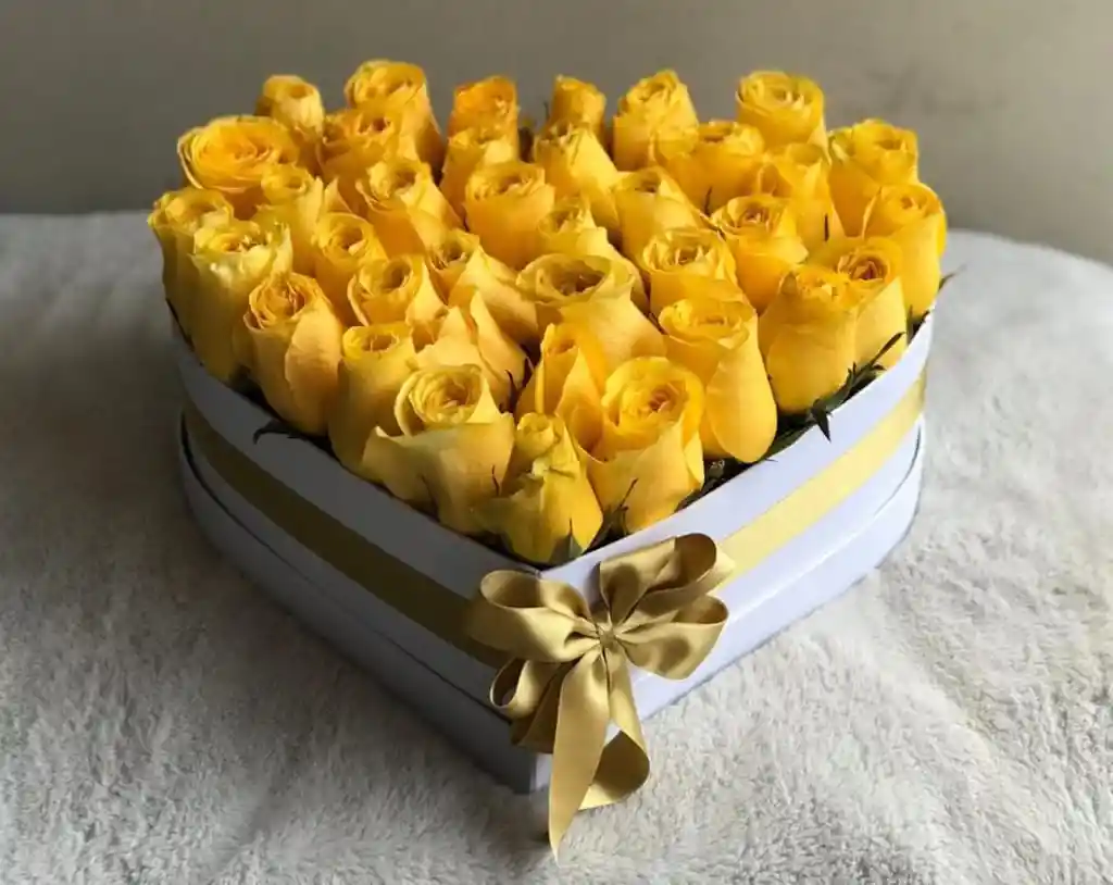 Caja Corazón Con Rosas