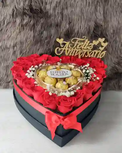 Caja Corazón Con Rosas Y Chocolates