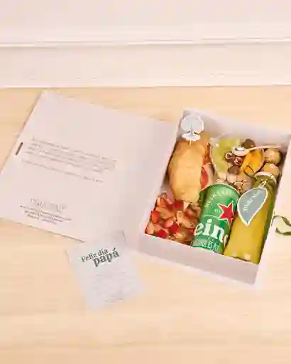 Ancheta Sorpresa Para Papá Con Globos, Sandwich De Croissant, Pacakes, Parfait Y Ferreros