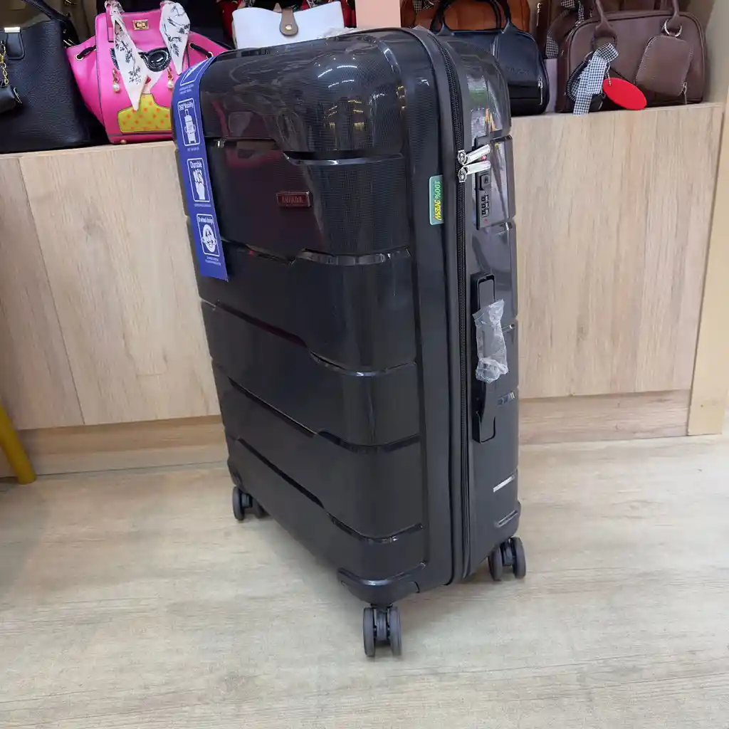 Maleta De 32kg Negra Aw