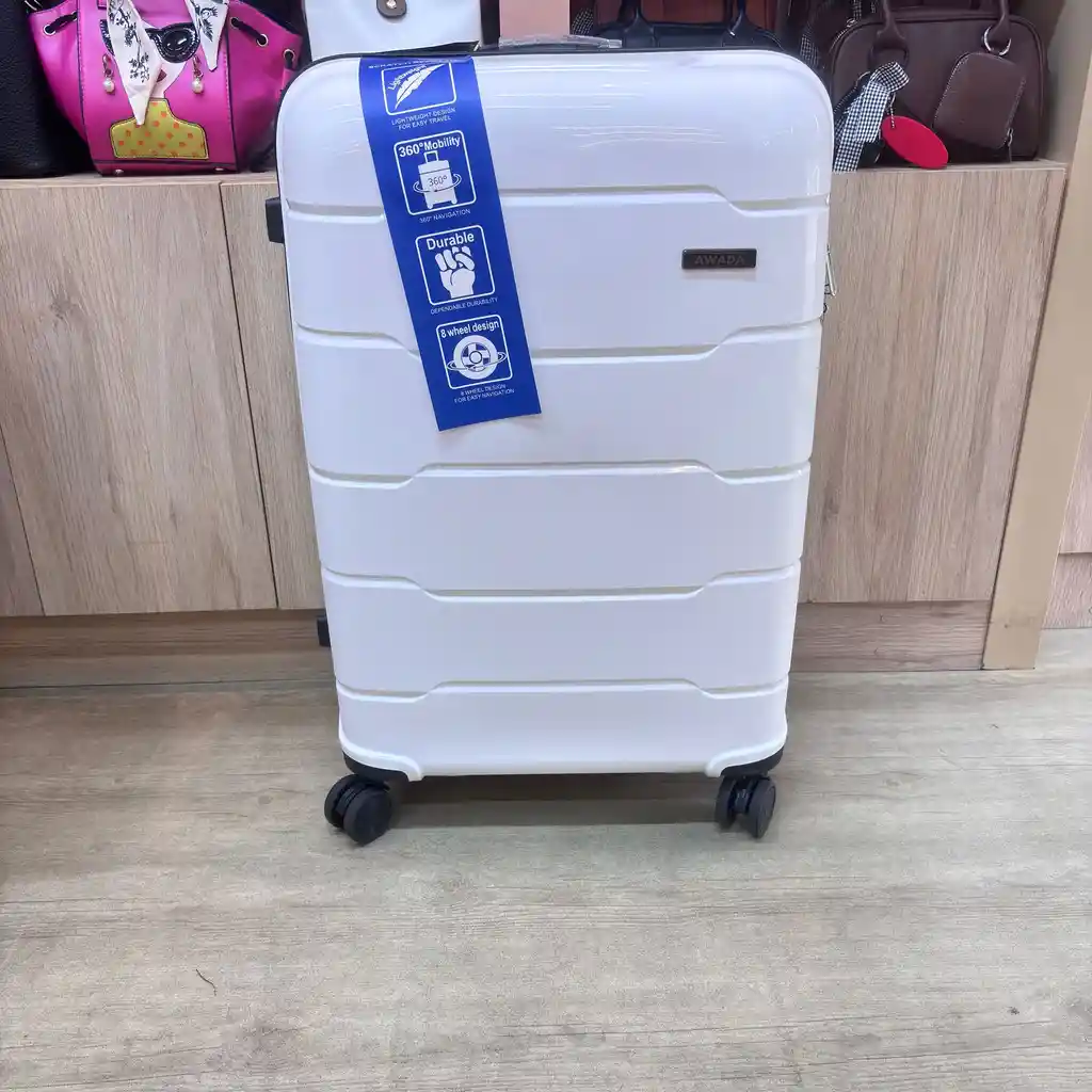 Maleta De 32kg En Color Blanco Aw