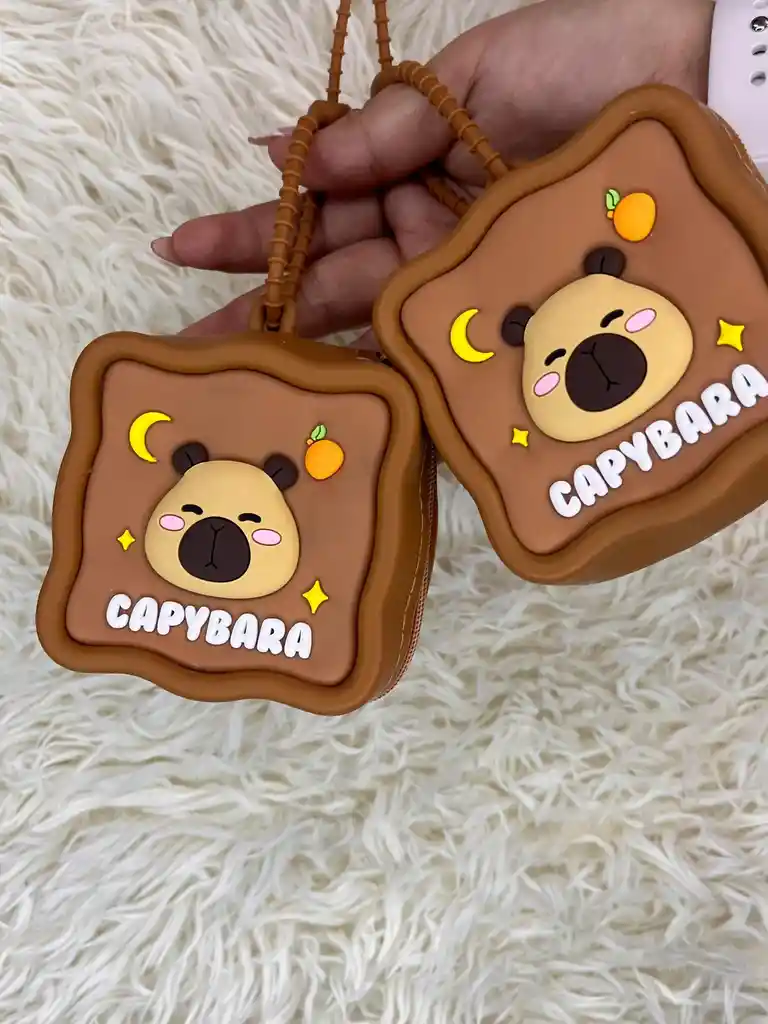 Monederos De Capibara