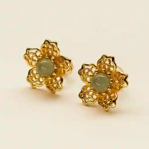 Aretes Flor Tejida Con Ópalo Verde – Plata S925 Con Baño En Oro De 18k