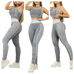 Conjunto Deportivo Leggins Levanta Cola + Esqueleto