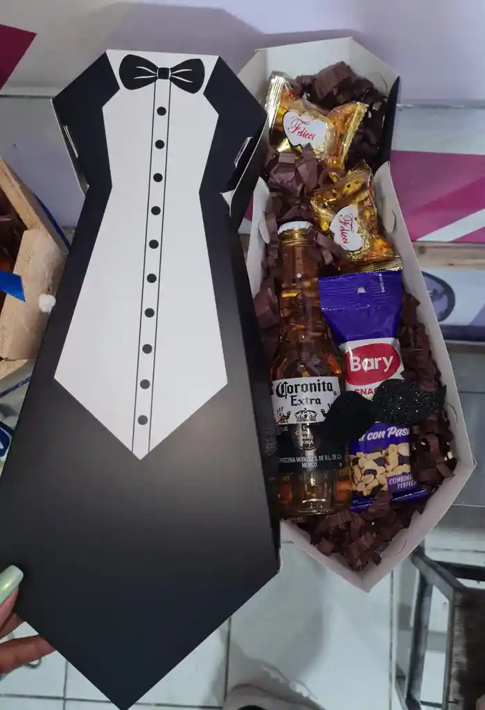 Caja Corbata