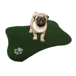 Tapete Con Forma De Hueso Verde