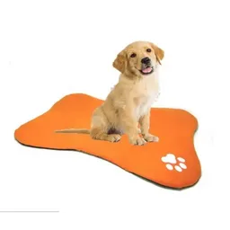 Tapete Con Forma De Hueso Naranja