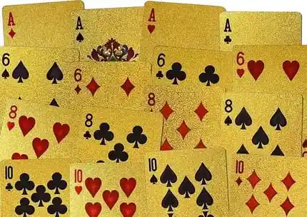 Cartas Doradas De Póker En Plástico Impermeable