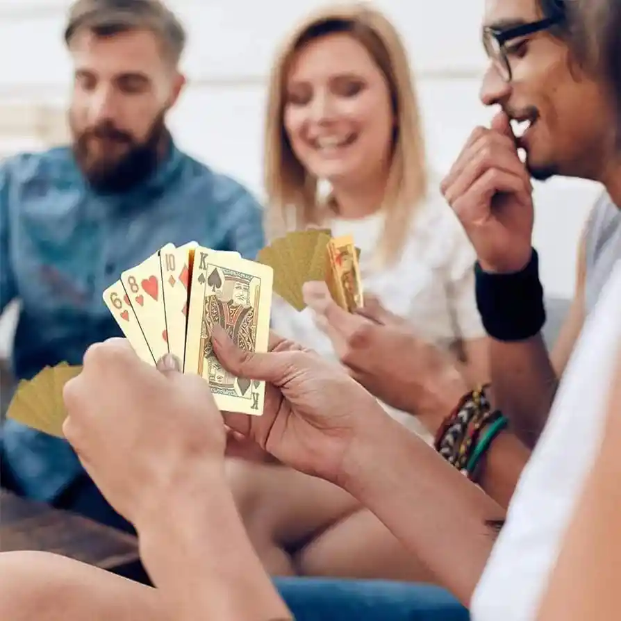 Cartas Doradas De Póker En Plástico Impermeable