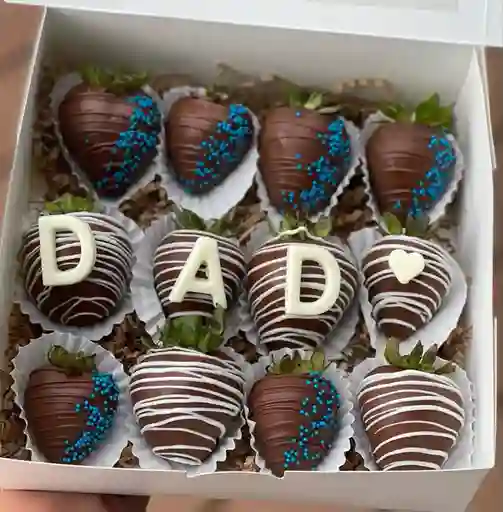 Caja Fresas Decoradas Papá