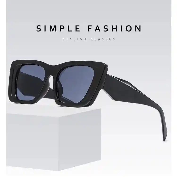 Lentes De Sol Con Estuche Rigido De Lona 007
