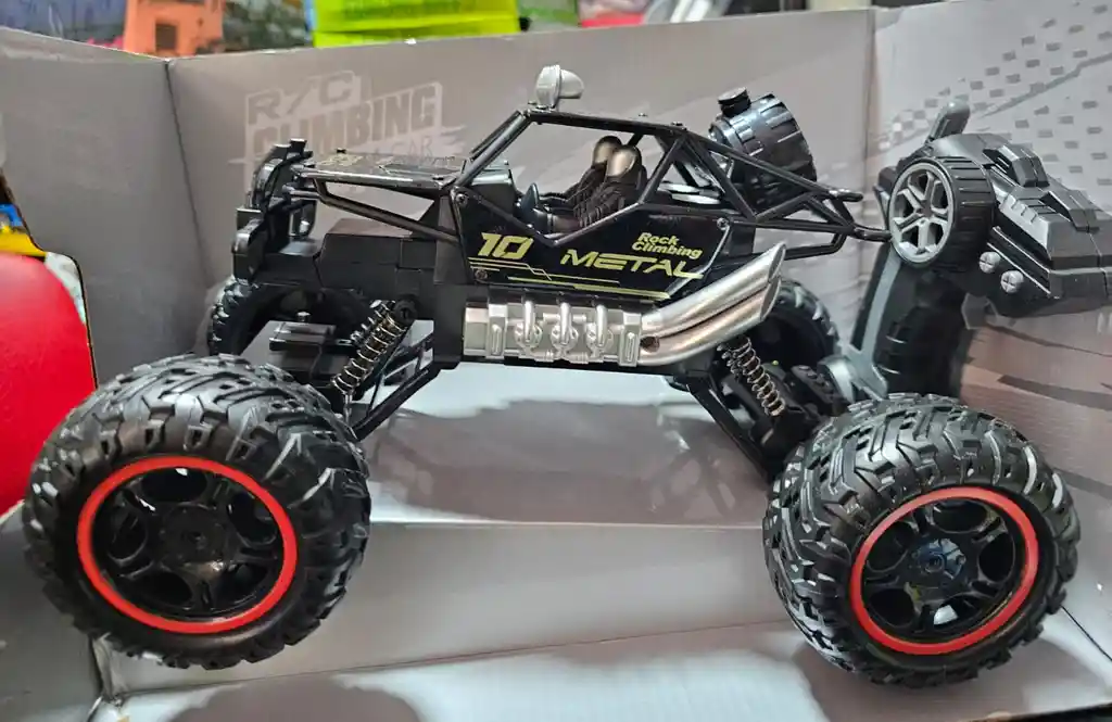 Carro Todo Terreno 4x4 Juguete Niña Niños Con Humo Negro Carro A Control Remoto