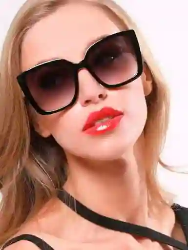 Lentes De Sol Con Estuche Rigido De Lona 011