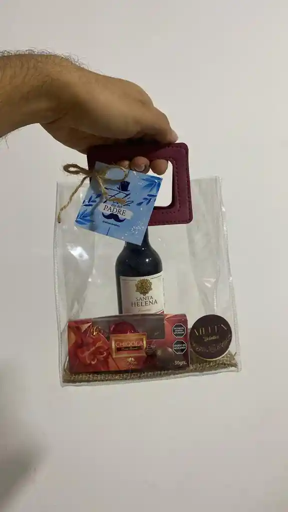 Presente Con Vino Y Chocolates