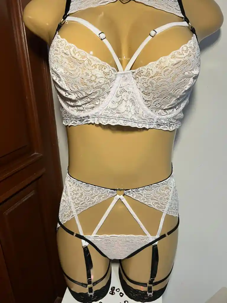 Set Hera B