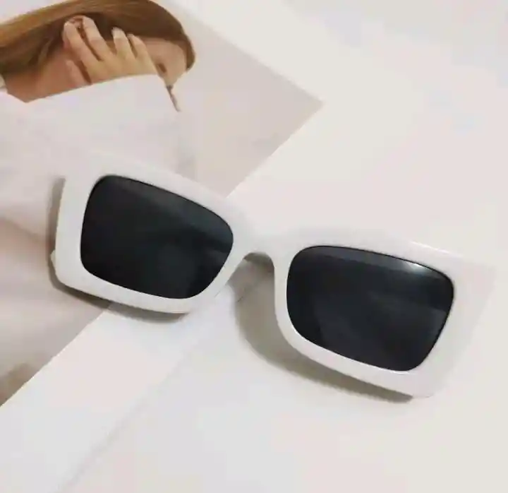 Lentes De Sol Con Estuche Rigido De Lona 023