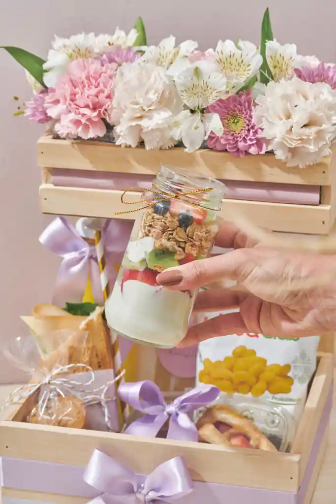 Ancheta Desayuno Sorpresa Con Flores