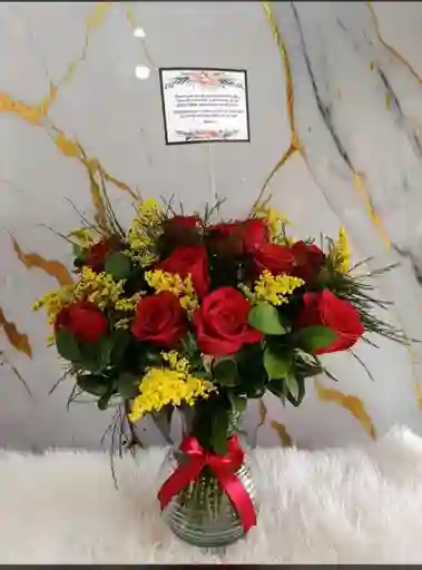 Jarron Rosas Rojas