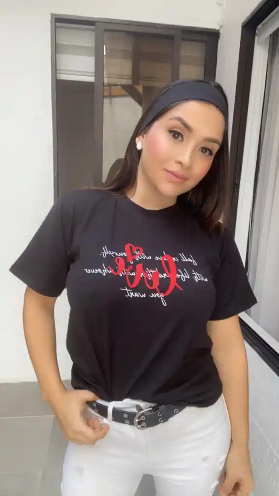 Camiseta Love