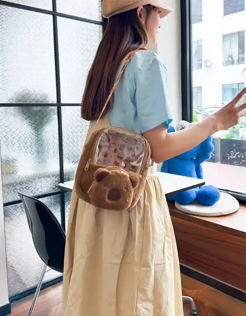 Bolso Capybara Infantil De Felpa
