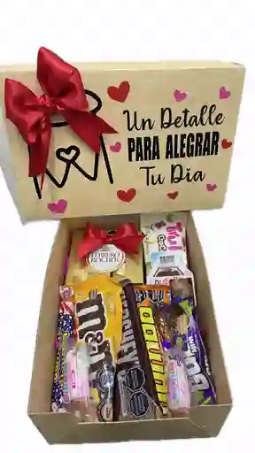 Caja Mediana Detalle Arreglo Feliz Cumpleaños