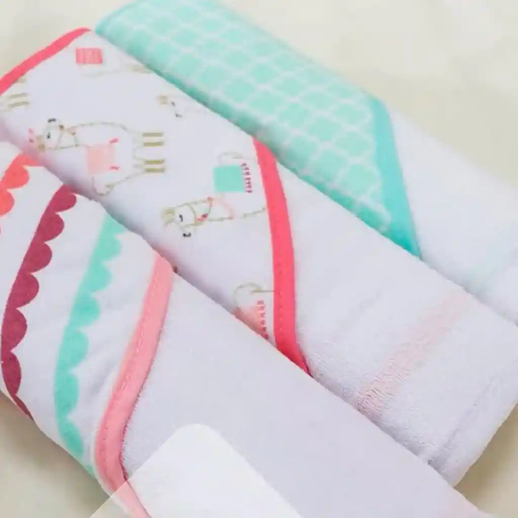 Set De Toallas Alpacas Rosadas Con Capucha X3 Unidades, Hecha En Algodón Y Poliéster Absorbente, Diseños Variados Llamativos Para Tu Bebé - Hudson Baby