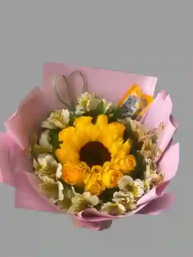 Bouquet Con Un Girasol Central, Bordeado Con Delicadas Astromelias + Chocolates Mm