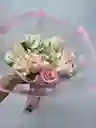 Ramo De Rosas Y Astromelias Surtido